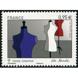 Timbre France Yvert No 4826 La mode