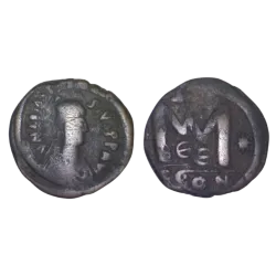 Follis gros module Anastase 1er (512-517), SB 19 Constantinople 5eme officine