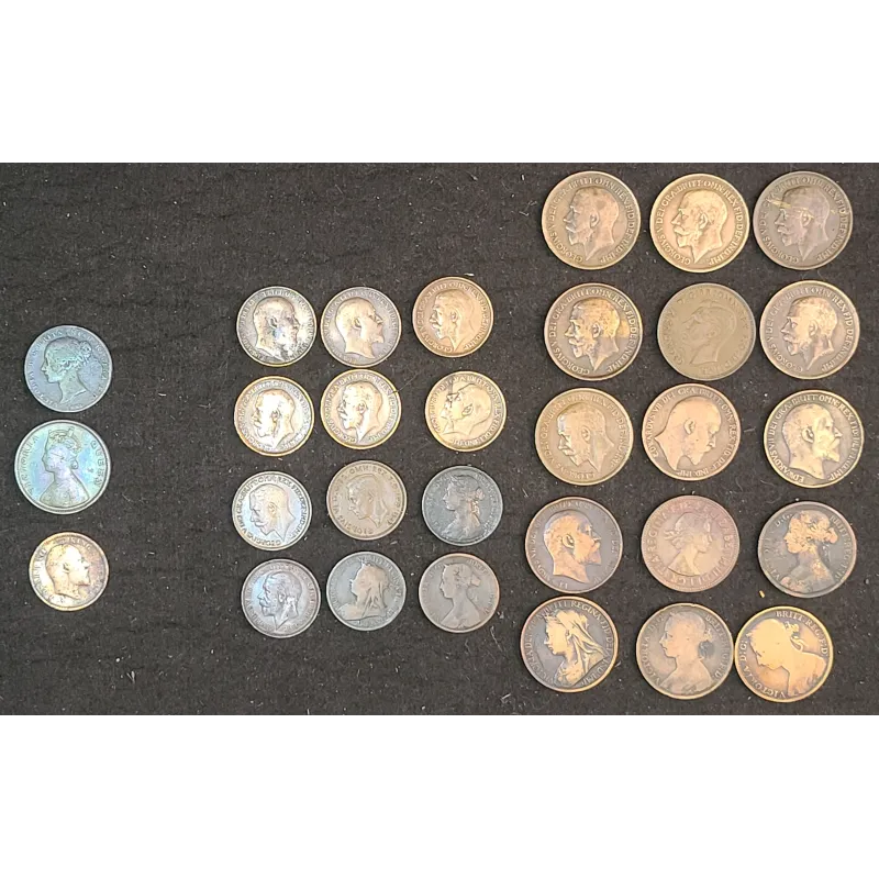 Lot de 30 pièces britanniques en cuivre fin 19eme début 20eme Lot de 30 pièces britanniques en cuivre fin 19eme début 20eme