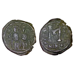 Follis Justin II et Sophie (577-578), SB 369 atelier Nicomedie 1ere officine