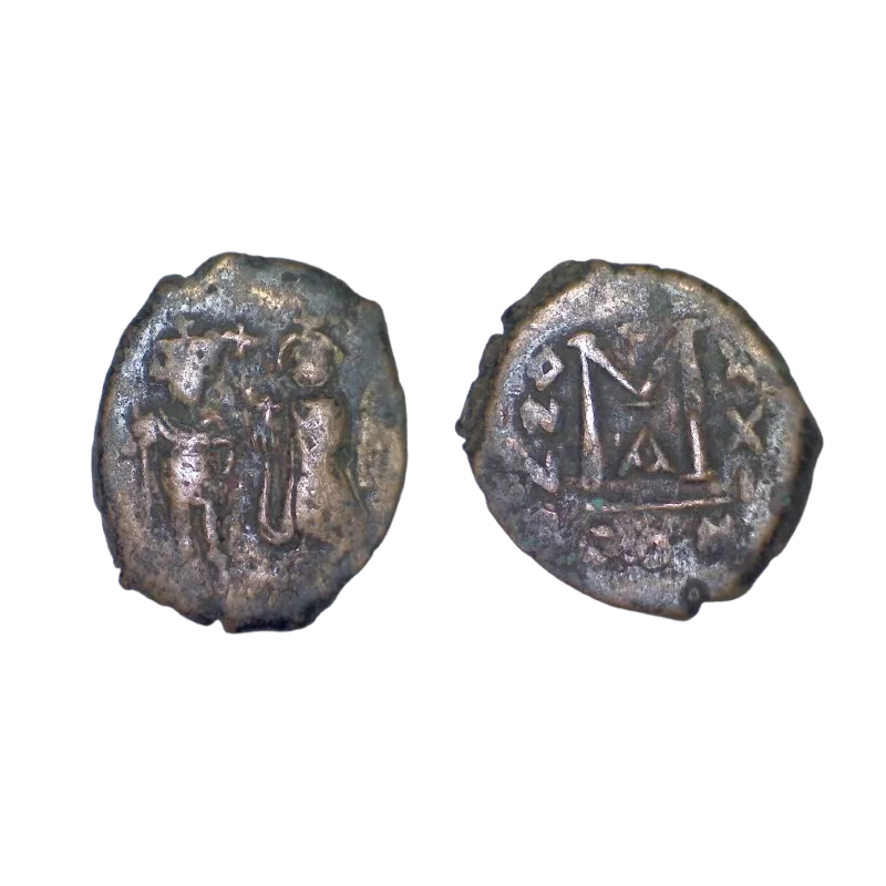 Follis Héraclius et Heraclius Constantine (630-631), SB 810 Constantinople 1ere officine Follis Héraclius et Heraclius Constantine (630-631), SB 810 Constantinople 1ere officine