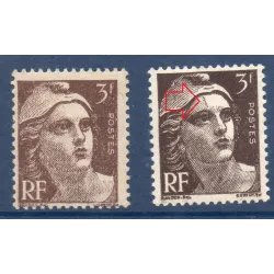 Timbre Yvert No 715 trait sur le front variété de poinçon , neuf ** type marianne de Gandon