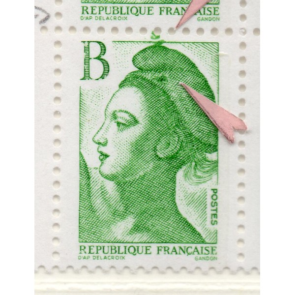 lot 2 de variétés de Timbres France liberté neufs**