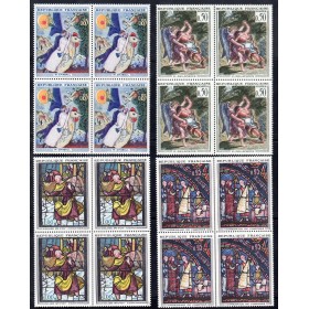 bloc de 4 exemplaires timbres France Yvert No 1376, 1377, 1398, 1399 Delacroix, Conches, Chagall, Chartres neufs**