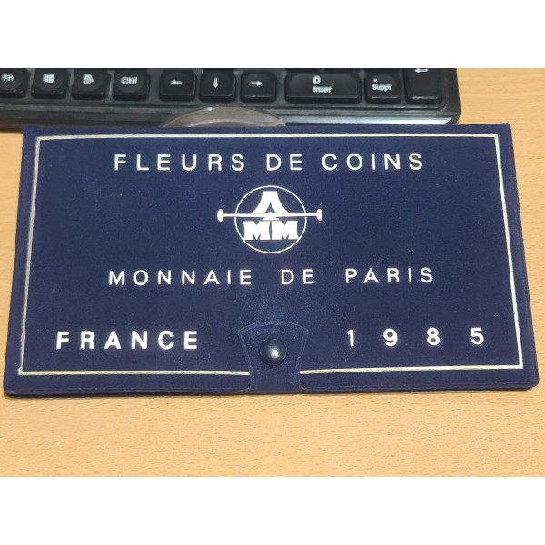Coffret FDC Fleur de coins France 1985 avec les 12 pièces de monnaies en Franc