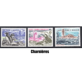 Timbre Saint Pierre et Miquelon 445-447 Phares neuf* 1975