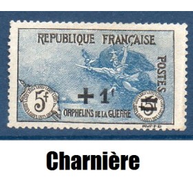 Timbre France Yvert No 169 Orphelins de la guerre surchargé neuf * avec trace de charnière