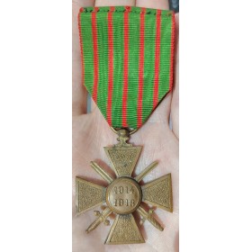 Médaille Croix de guerre 1914-1918 avec ruban et une citation
