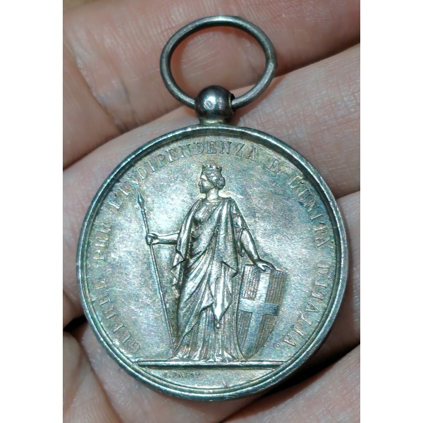 Médaille Italie Victor Emmanuel II guerre d'indépendance FALOT