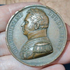 Médaille Mort de Charles Ferdinand de Berry 1820 Gayrard