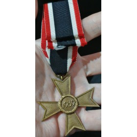 Médaille Allemagne Croix du Mérite de guerre, 1939 sans glaive