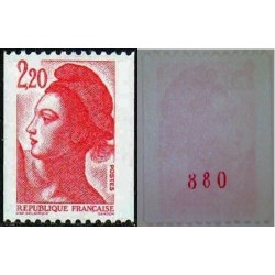 Timbre Yvert No 2379a numéro rouge gras type liberté de gandon de roulette