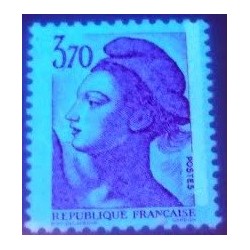 Timbre Yvert No 2486a Marianne type liberté de Delacroix 3.70fr rose une bande de phosphore à droite variété