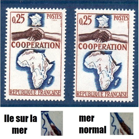 Timbre Yvert No 1432b  ile au milieu de la mer rouge variété de poinçon neuf luxe** Coopération