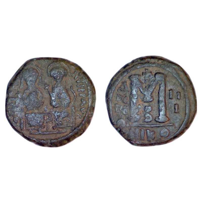 Follis Justin II et Sophie (566-567), SB 369 atelier Nicomedie 2eme officine