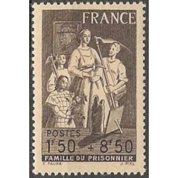 Timbre France Yvert No 585 au profit de la famille du prisonnier