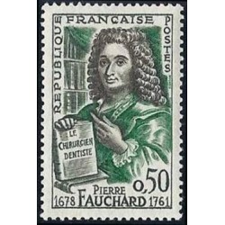Timbre France Yvert No 1307 Pierre Fauchard, bicentenaire de la mort