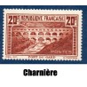 Timbre France Yvert No 262A Pont du Gard Type I neuf * avec charnière