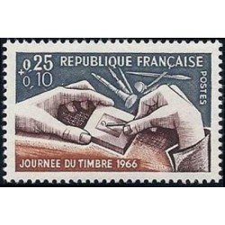 Timbre France Yvert No 1477 Journée du timbre, gravure d'un poinçon