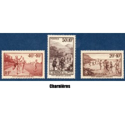 Timbre France Yvert No 345-347 PTT Sport et Loisirs neuf * avec trace de charnière