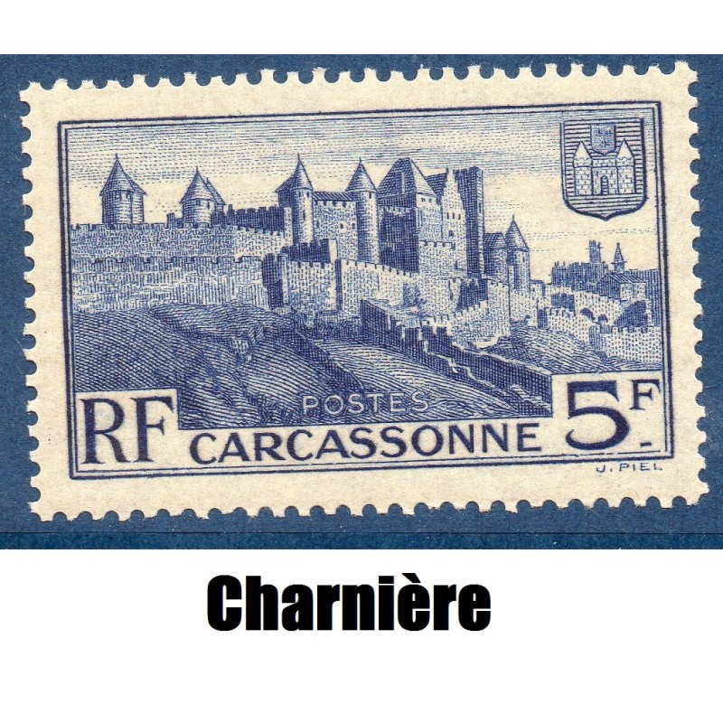 Timbre France Yvert No 392 Remparts de Carcassonne neuf * avec trace de charnière