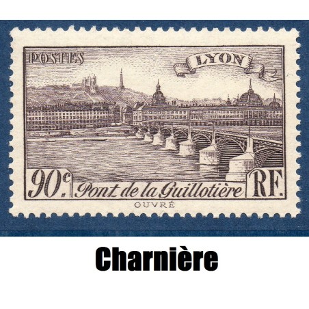 Timbre France Yvert No 450 Pont de la Guillotière à Lyon neuf * avec trace de charnière