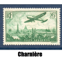 Timbre France Poste Aérienne Yvert 8 avion survolant Paris 85c vert neuf * avec trace de charnière