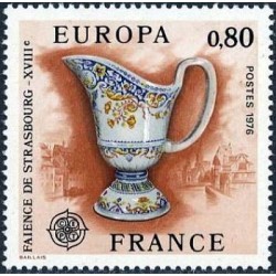 Timbre France Yvert No 1877 Europa, faience de Strasbourg