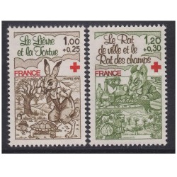 Timbre Yvert No 2024-2025 France, paire croix rouge, fables de La Fontaine