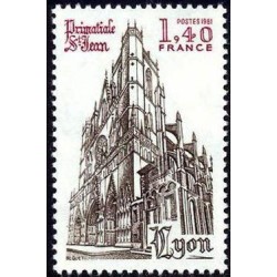 Timbre Yvert No 2132 Cathédrale Saint Jean de Lyon, primatiale des gaules