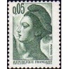 Timbre Yvert No 2178 type marianne Liberté 5ct vert noir