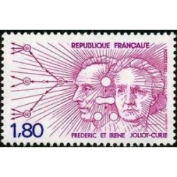 Timbre Yvert No 2218 Frédéric et Irène Joliot Curie