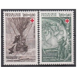 Timbre Yvert No 2247-2248 Paire croix rouge, hommage à Jules Verne