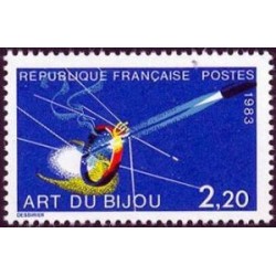 Timbre Yvert No 2286 Art du bijou, fabrication d'une bague