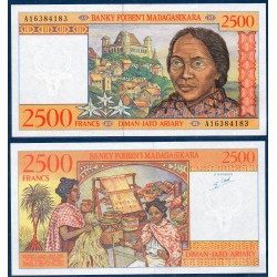 Madagascar Pick N°81, Billet de banque de 2500 Francs : 500 ariary 1998