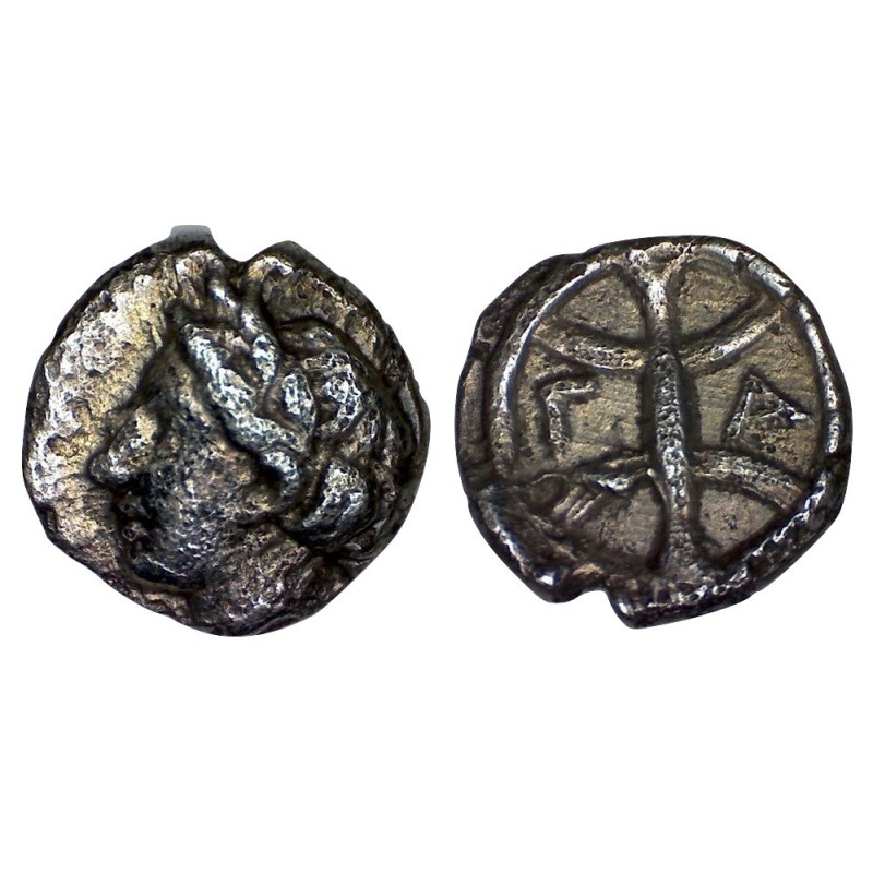 Hemiobole, Gargara Argent (-440 à -400) Femme et dessin