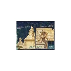 Timbres FranceYvert No 3786-3787 Jardins de France Nimes