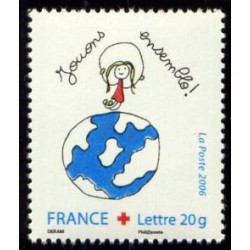 Timbre France Yvert No 3992 Croix rouge, dessine ton voeux pour les enfants, issu du carnet