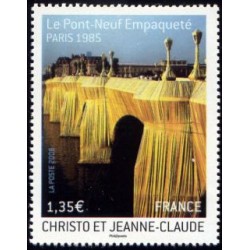 Timbre France Yvert No 4369 Le pont neuf à Paris emballé par Christo