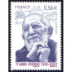 Timbre France Yvert No 4435 Abbé Pierre