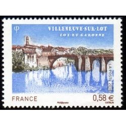 Timbre France Yvert No 4513 Villeneuve sur Lot