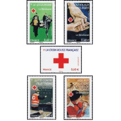 Timbre  France Yvert No 4621-4625 Croix Rouge française, le bénévolat