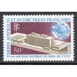 Timbre TAAF Yvert No 33 Batiment de l'UPU neuf ** 1970