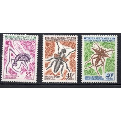 Timbres TAAF Yvert No 40-42 Insectes neufs ** 1972