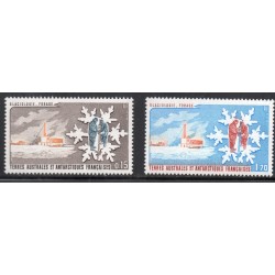 Timbres TAAF Yvert No 102-103 Glaciologie neufs ** 1984