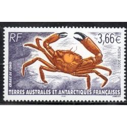 Timbre TAAF Yvert No 335 Crabe de fond neuf ** 2002