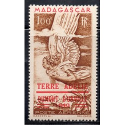 Timbre TAAF Poste aerienne Yvert 1 Madagascar surchargé neuf ** 1948
