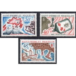 Timbre Saint Pierre et Miquelon 376-378 Aerodrome et Television neuf ** 1967