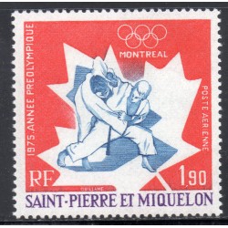 Timbre Saint Pierre poste aérienne 61 année préolympique Montréal Judo neuf ** 1975