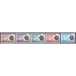 Timbre Saint Pierre Taxe 77-81 Chien de Terre-Neuve neuf ** 1973
